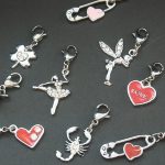 Charm Charms Anhänger Edelstahl versch. Motive